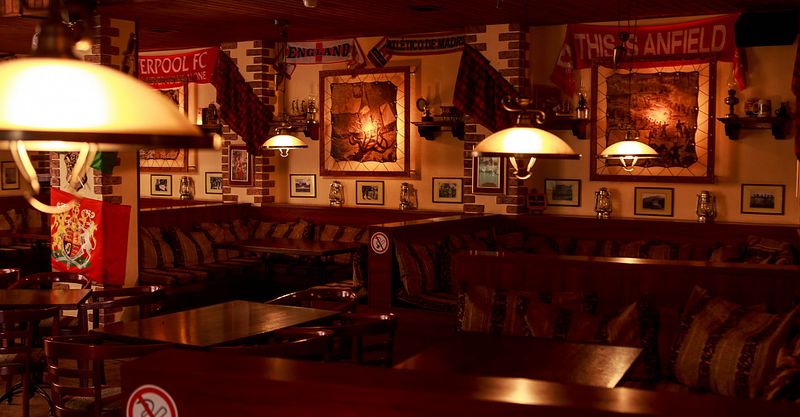 Файл:Glory Pub 13.jpg