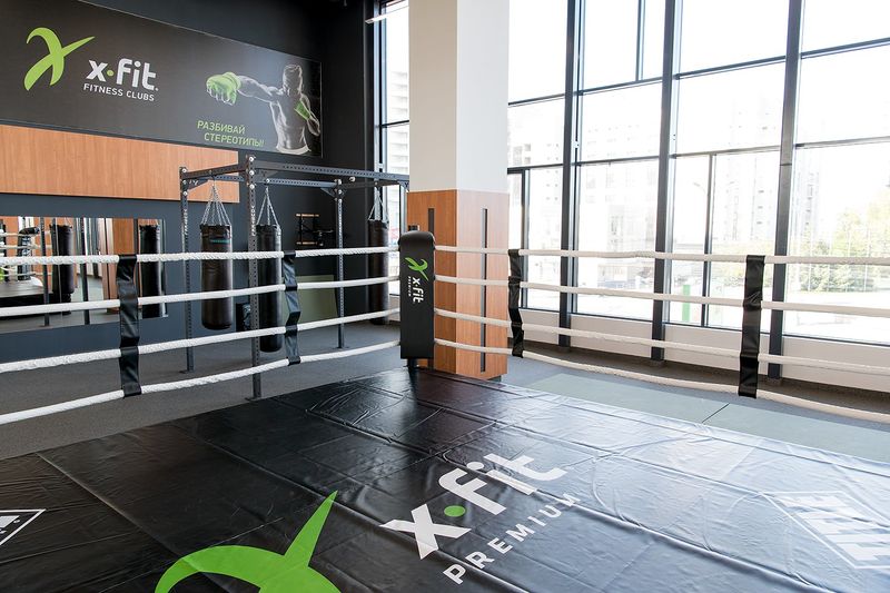 Файл:X-Fit (Кирова 23).jpg