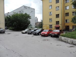 Красный проспект 51-2 стоянка для транспорта.jpg