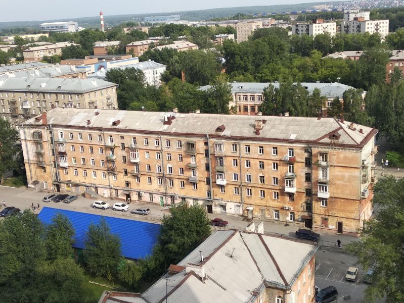 Файл:Авиастроителей 13.jpg
