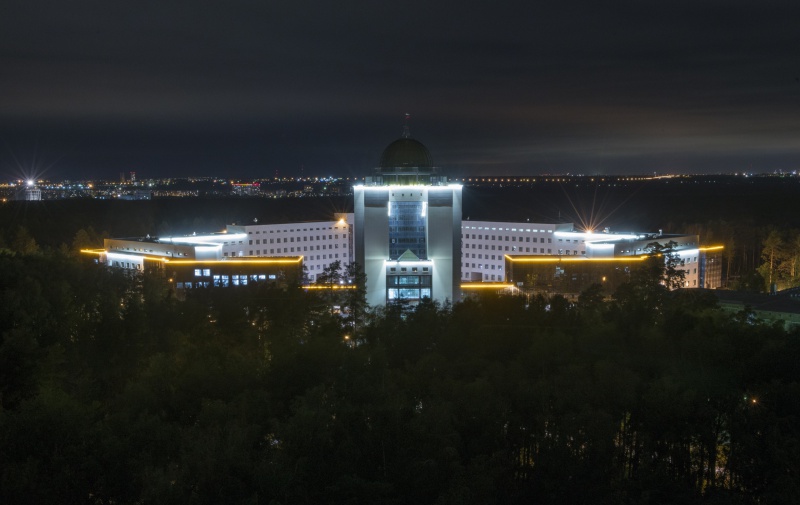 Файл:НГУ.jpg
