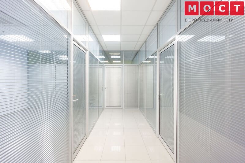 Файл:Советская 5 офис B-402 МОСТ 2.jpg