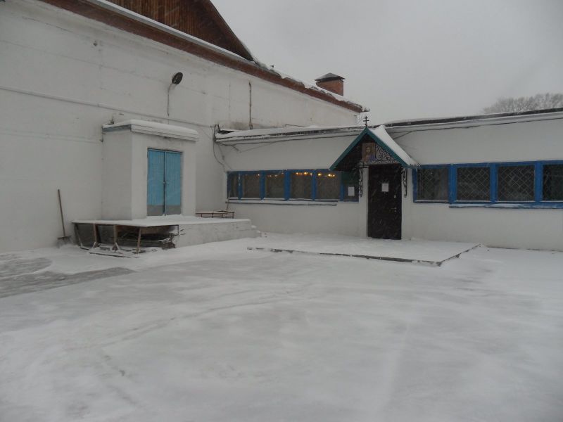 Файл:Приход в честь Всех Святых.jpg