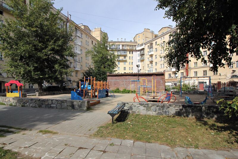 Файл:Красный проспект 30 (5).jpg