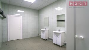 75051842 4.jpg