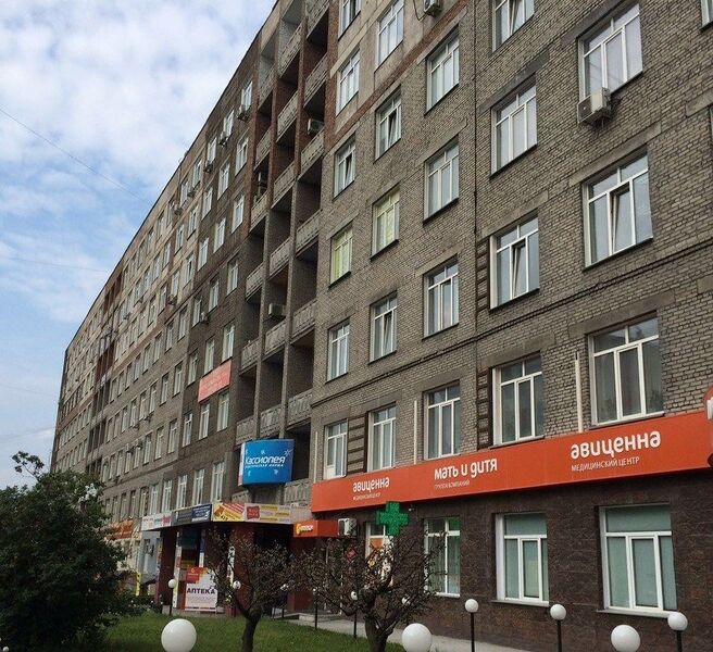 Файл:Димитрова проспект 7 (2).jpg
